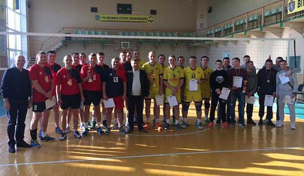 Червоноградські волейболистки вибороли срібні нагороди на комплексних спортивних змаганнях Львівщини. 