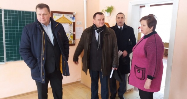 Керівники Сокальської районної ради провели виїзну нараду в селі Забужжя