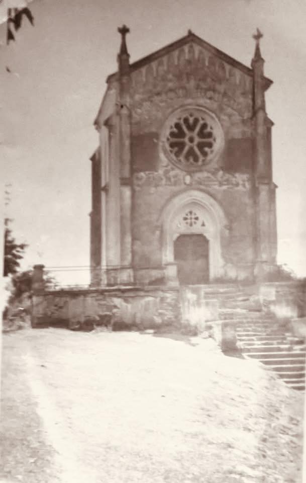 Shmytkiv — the family chapel-tomb of the Polianovski and Plater families. Photograph from the second half of the 20th century. From the private collection of Yurii Koren.