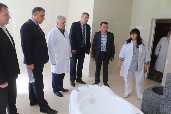 Голова обласної ради оглянув районну лікарню на Сокальщині