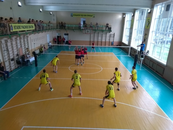 Відбувся ІІ міжнародний турнір з волейболу пам’яті Романа Новацького