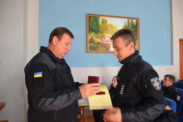 Львівських рятувальників привітали із Днем захисника України