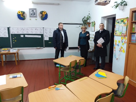Голова Сокальської районної ради відвідав школи в селах Ванів та Стаївка