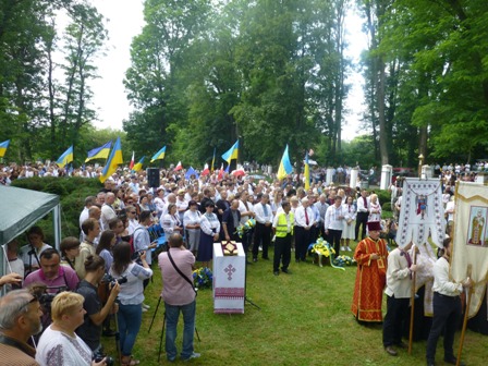 У Пикуличах вшанували полеглих українських воїнів