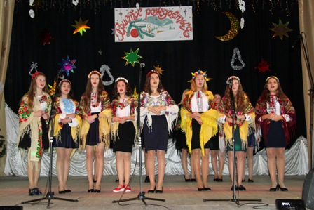 В Сокальському районному Народному домі пройшов мистецький фестиваль дитячої творчості «Різдвяні канікули»