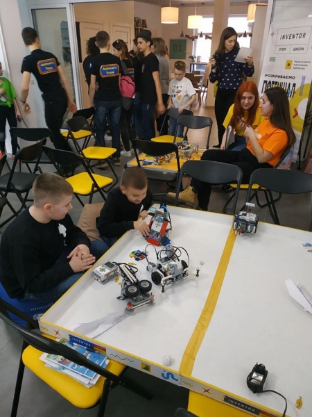  Команда “Falcon” їде на Всеукраїнський чемпіонат робототехніки RoboFirst у м. Київ 