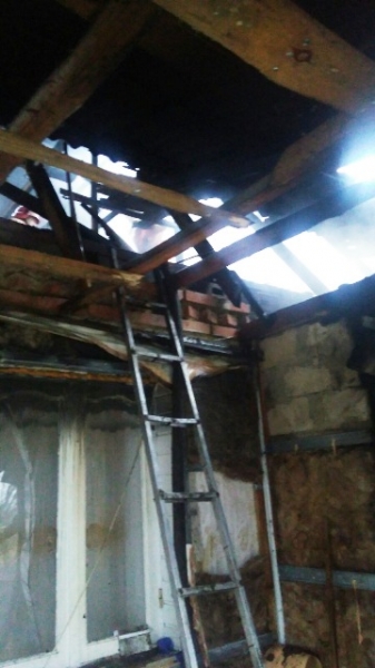 Житомирська область: під час пожежі в приватній оселі постраждав господар-пенсіонер