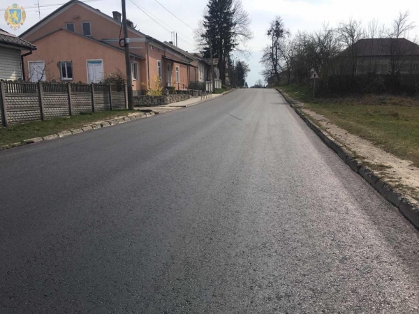 У межах Великого будівництва на Львівщині триває ремонт автомобільних доріг
