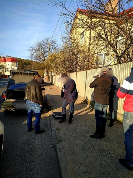 У Львові затримали начальника відділу Личаківської виправної колонії №30, який отримав 10 тис грн хабара 