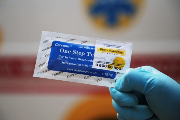 Медикам екстреної допомоги передали кілька тисяч експрес-тестів на виявлення короновірусу 