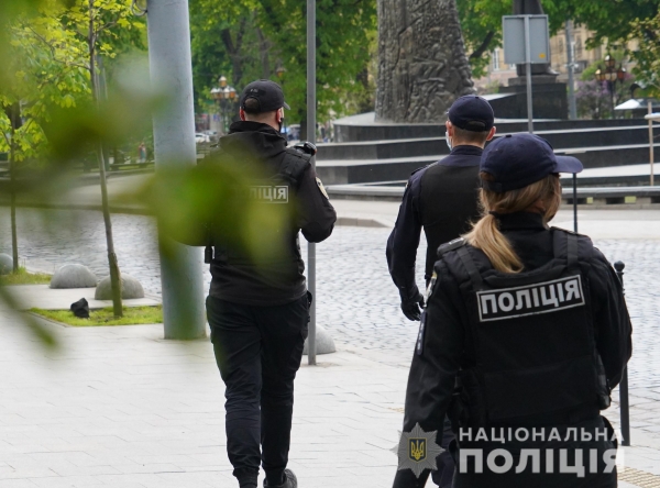 Поліція Львівщини закликає мешканців не порушувати правила карантину