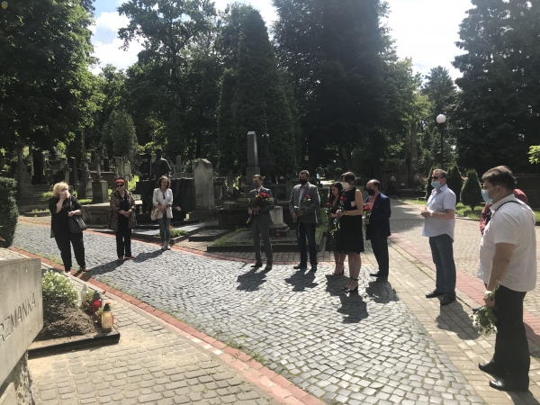 На Личаківському кладовищі вшанували пам'ять композитора Мирослава Скорика
