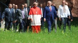 Кардинал з Ватикану й віце-прем'єр Польщі вшанували пам’ять Героїв Небесної Сотні на Меморіалі у Львові
