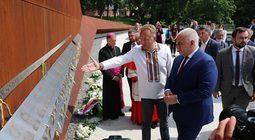 Кардинал з Ватикану й віце-прем'єр Польщі вшанували пам’ять Героїв Небесної Сотні на Меморіалі у Львові