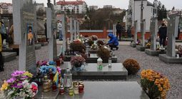 У Львові на Личаківському кладовищі вшанували Героїв