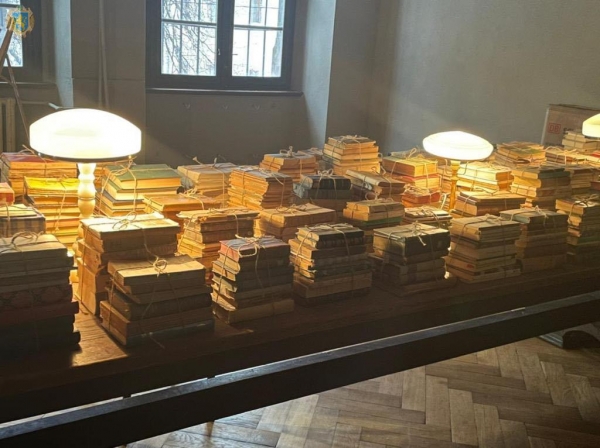 У Львові презентували унікальні книжки із приватної колекції письменника Станіслава Вінценза