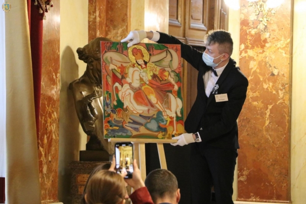 У Львівській опері організували благодійний аукціон на підтримку музею Соломії Крушельницької