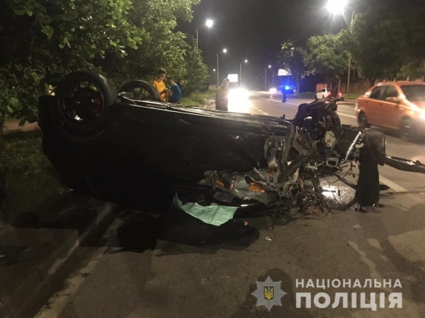 У Львові водій «Фольксвагена Гольф» втік з місця ДТП, внаслідок якої травмовані двоє осіб
