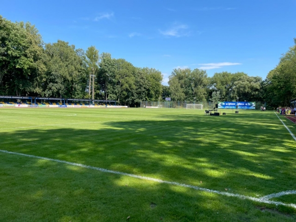 У селищі Дубляни Самбірського району відкрили новий стадіон майже на 800 глядацьких місць