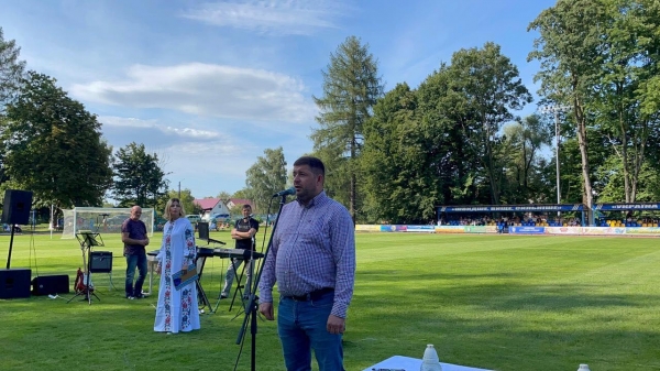 У селищі Дубляни Самбірського району відкрили новий стадіон майже на 800 глядацьких місць