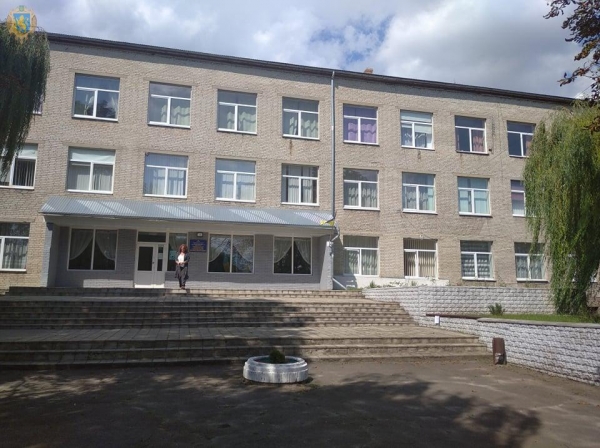 У школах Львівщини триває підготовка до навчального року