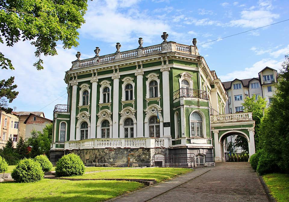 Фото музею «Дрогобиччина» з Вікіпедії