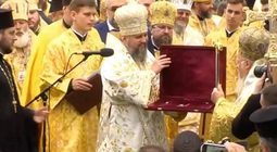 Не менше 15 тисяч священиків та вірних ПЦУ зібралися на соборну Літургію на площі перед Святою Софією