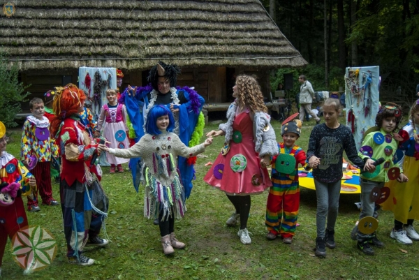 У Львові відбувся XVIII Всеукраїнський фестиваль дитячих та юнацьких колективів «Казка у гаю»