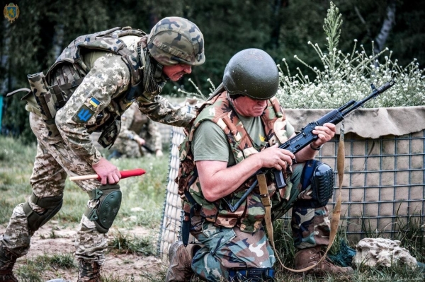 Близько 200 резервістів та військовозобов'язаних: на Львівщині відбулись Єдині стрілецькі дні