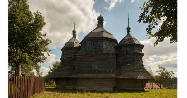 дерев'яна церква в с.Комарно
