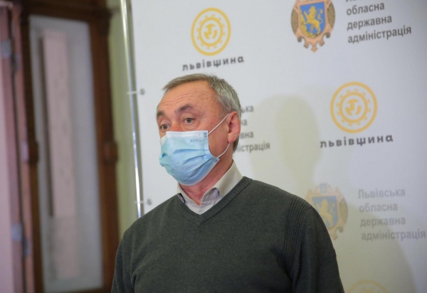 “Практично усі пацієнти, які є на лікуванні у Львівській обласній інфекційній лікарні, не вакциновані”, - медик