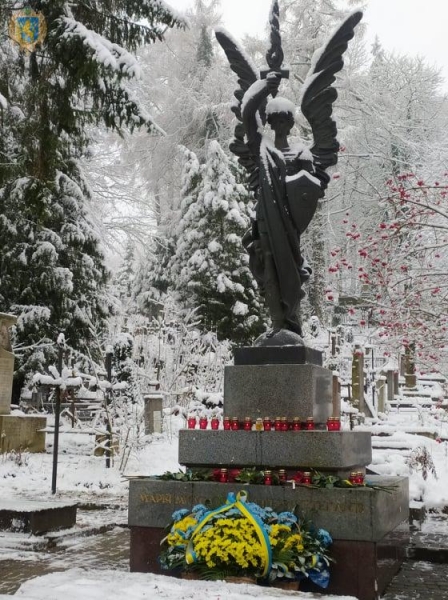 129-та річниця з дня народження: в області вшанували пам'ять Олени Степанів