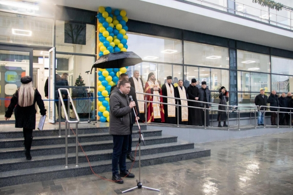 У Дрогобичі відкрили сучасний ЦНАП: надаватимуть понад 400 послуг