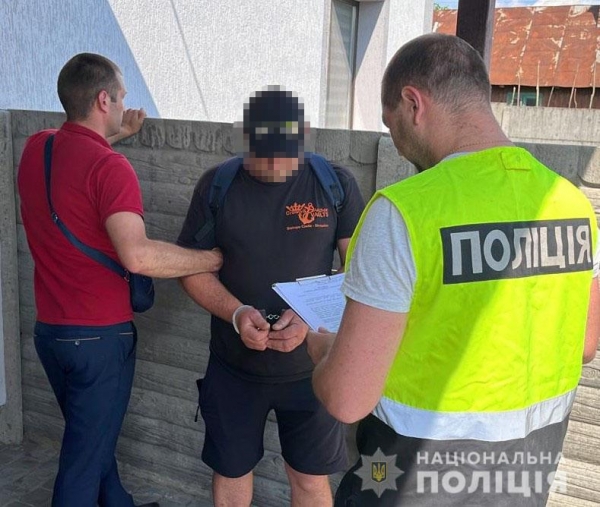У Львівському районі поліцейські затримали зловмисника під час реалізації наркотиків