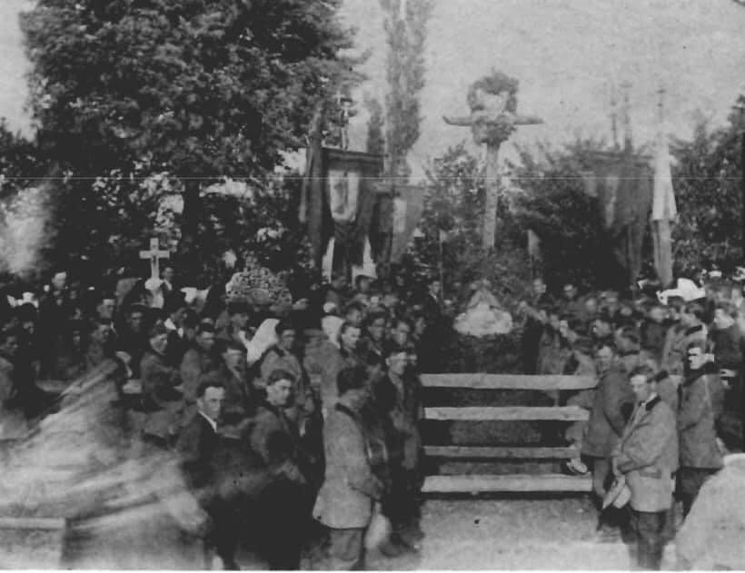 Свято Стрілецьких могил в Себечеві.Світлина 1928 року (надав Юрій Корінь)