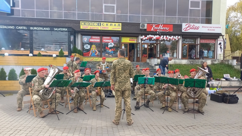 У Дрогобичі на потреби військових вдалось зібрати понад 33 тис.грн під час двох благодійних акцій