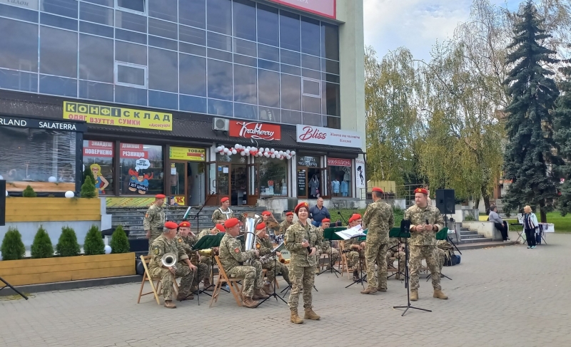 У Дрогобичі на потреби військових вдалось зібрати понад 33 тис.грн під час двох благодійних акцій