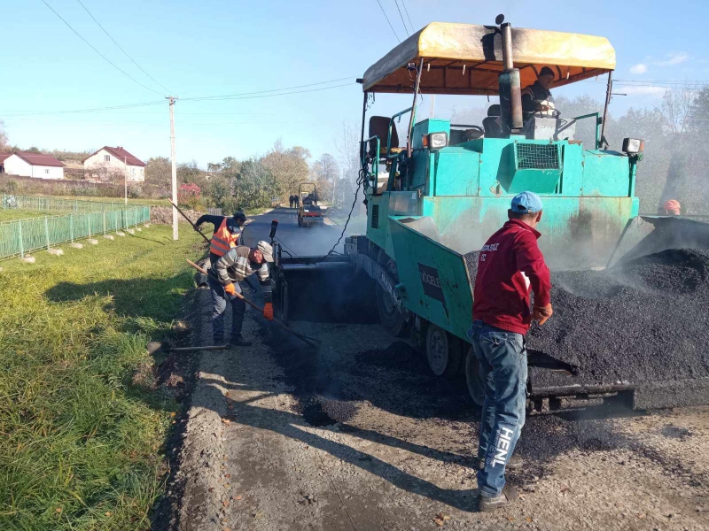 У Дрогобичі та громаді триває поточний і капітальний ремонт доріг