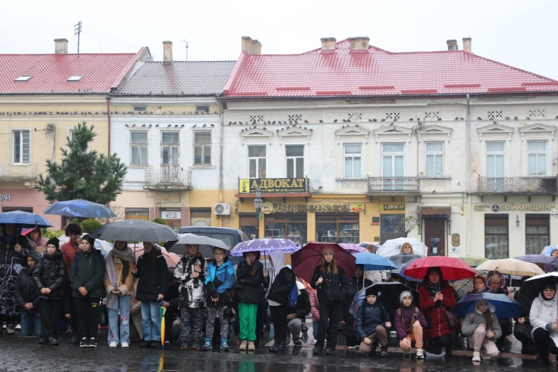 Дрогобицька громада зустріла загиблого захисника В’ячеслава Котенка: завтра відбудеться похорон Героя