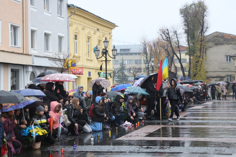 Дрогобицька громада зустріла загиблого захисника В’ячеслава Котенка: завтра відбудеться похорон Героя