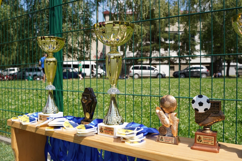 Нові перемоги та здобутки: у Дрогобичі нагородили переможців дитячого футбольного турніру «Galychyna cup»