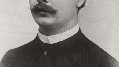 Олександр Мишуга - співак світової слави з Виткова. світлина з газети, адаптована