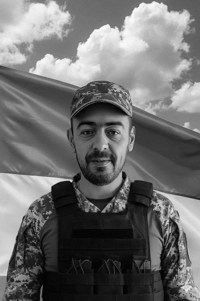 🕯 Віктор Мельник