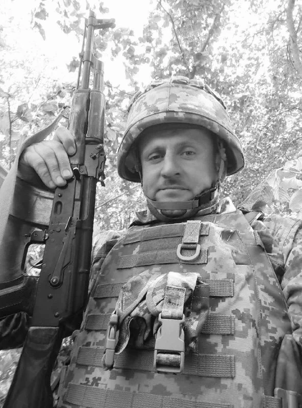 🕯️ Володимир Головчак