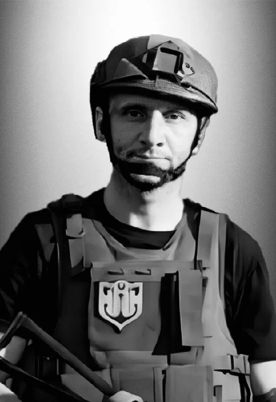 🕯️ Петро Топорін