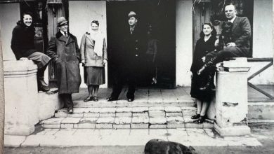 панський двір Карів