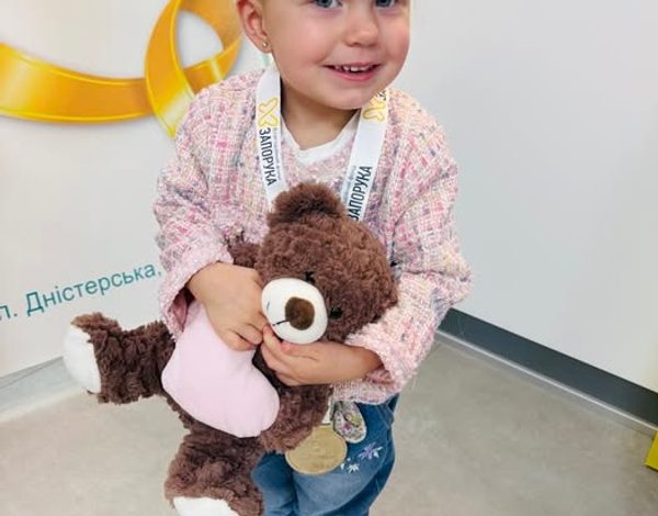 Маленька львів’янка Аня перемогла складну хворобу