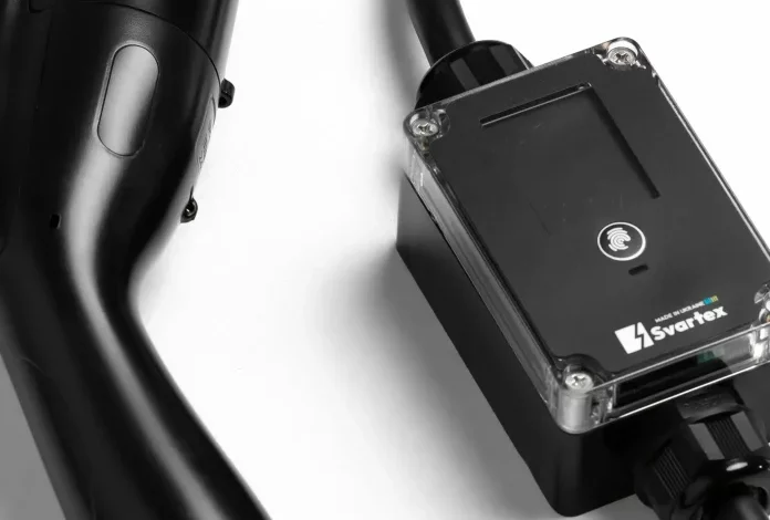Мобільний зарядний пристрій Svartex