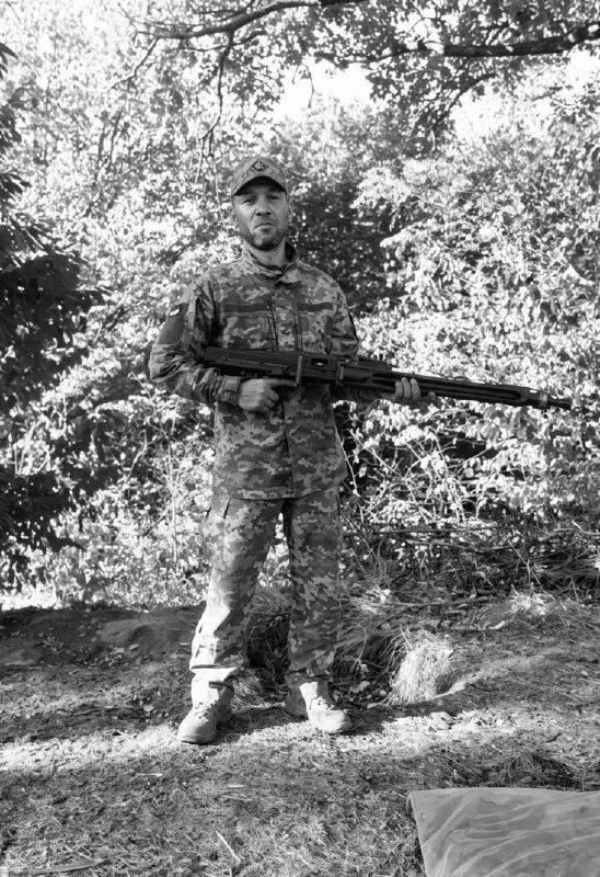 🕯️ Віктор Гулядик