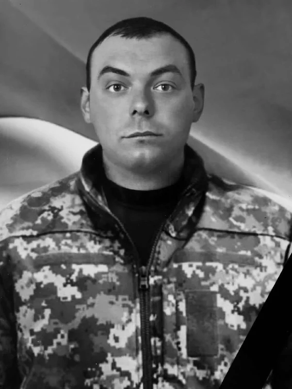 Сьогодні Львівщина прощається з сімома захисниками